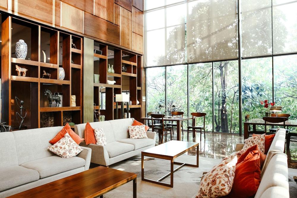 Veranda Hotel Pakubuwono Jakarta Exterior photo